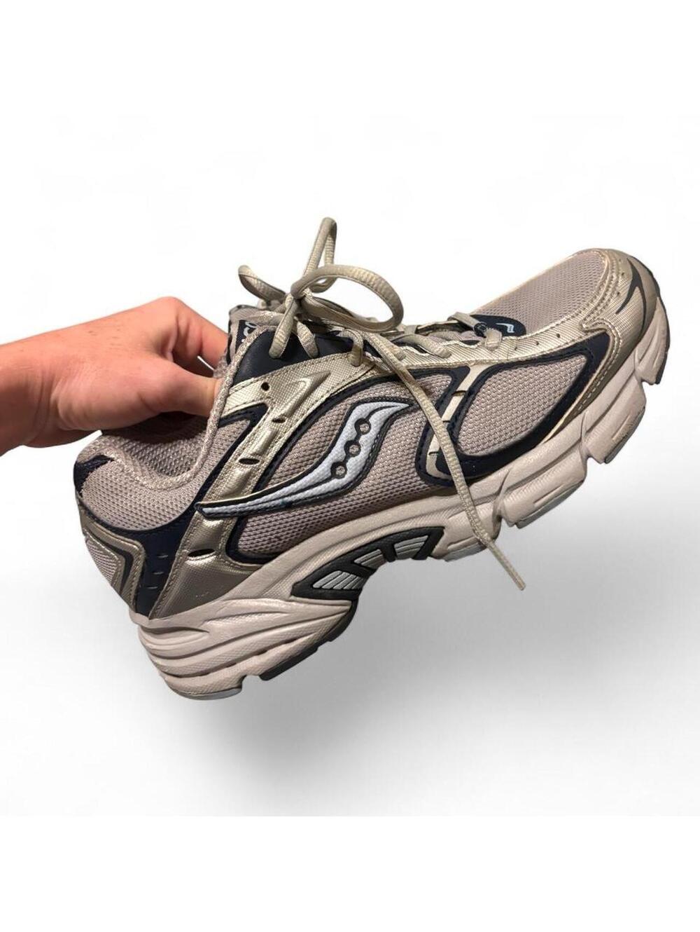 Saucony Prestige TR Silver Navy Metallic Dad Shoes Trail Running Sneakers Size 8